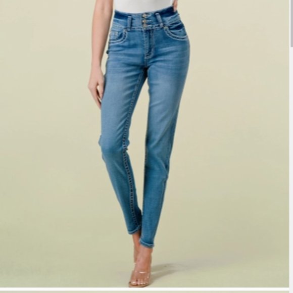 Y Jeans NWT Stretchy Skinny Women's Bling Jeans Premium Denim - Picture 5 of 5